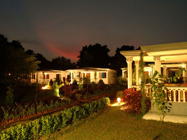 Tigers Den Resort in Bandhavgarh