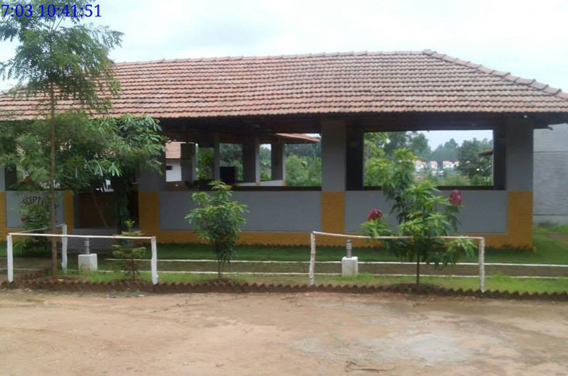 Kanha Kiskindha Hotel