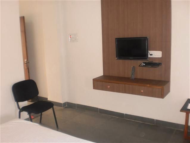 Hotel Devarshi Maheshwar