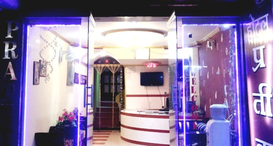 Hotel Prateek Pachmarhi